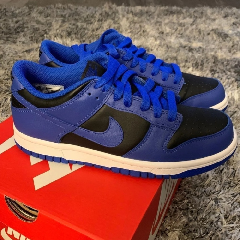 Nike dunk black/blue size 4.5y